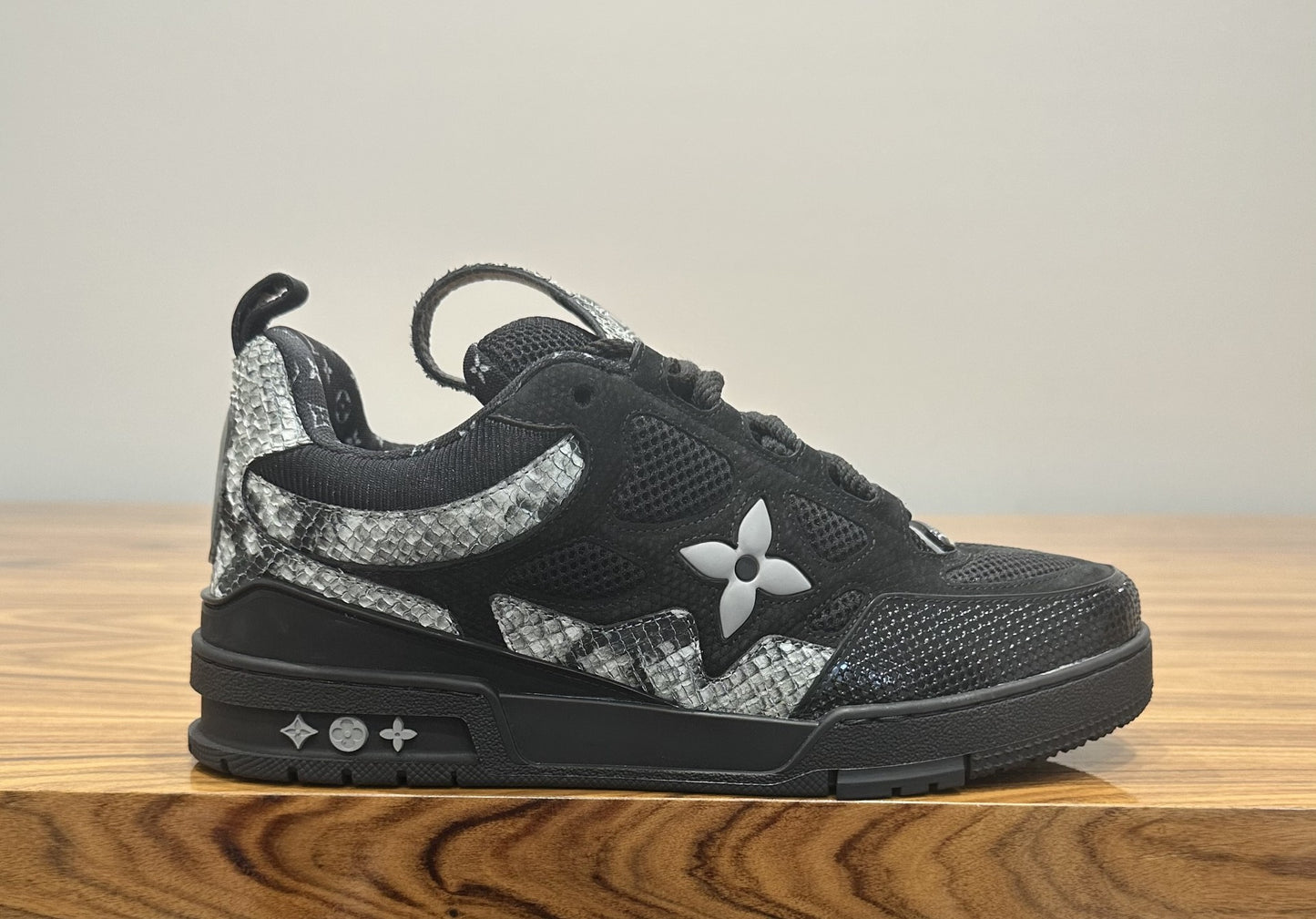 Louis Vuitton - LV Skate Black Snakeskin