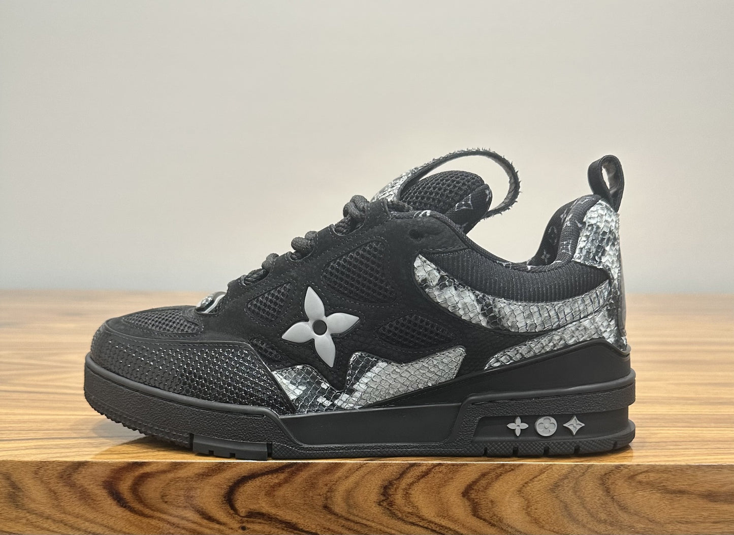 Louis Vuitton - LV Skate Black Snakeskin