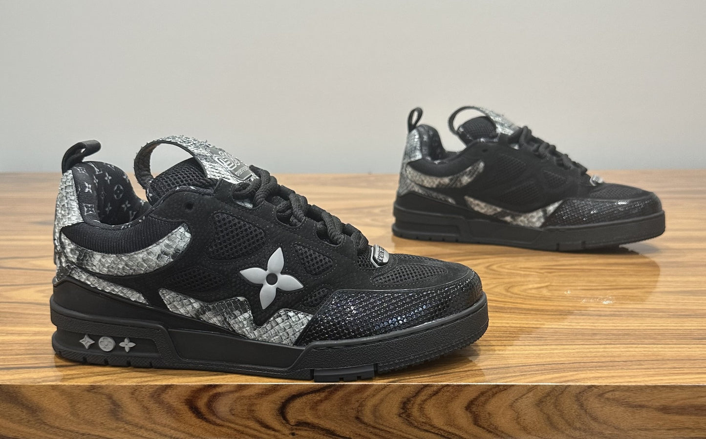 Louis Vuitton - LV Skate Black Snakeskin