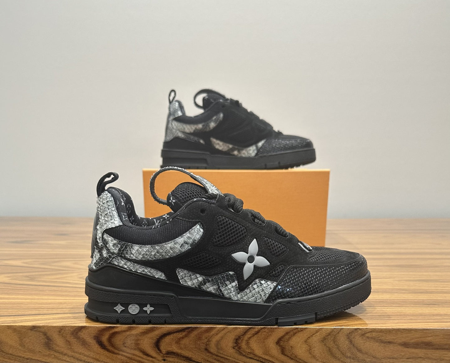 Louis Vuitton - LV Skate Black Snakeskin