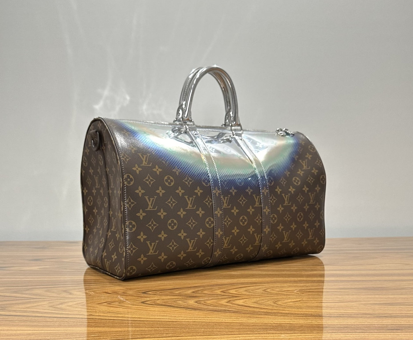Louis Vuitton - Keepall Bandouliere 50 Metallic Nebula