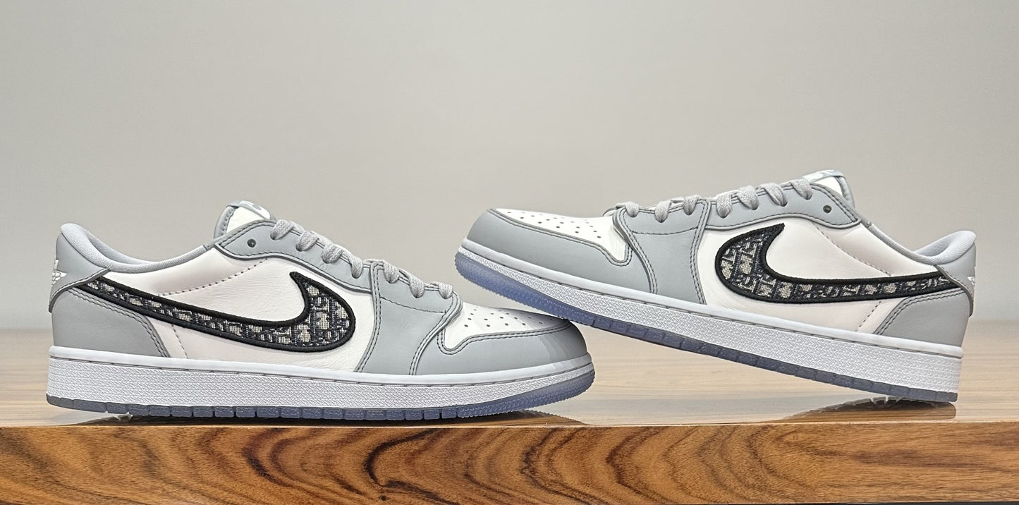 Jordan 1 Retro Low x Dior