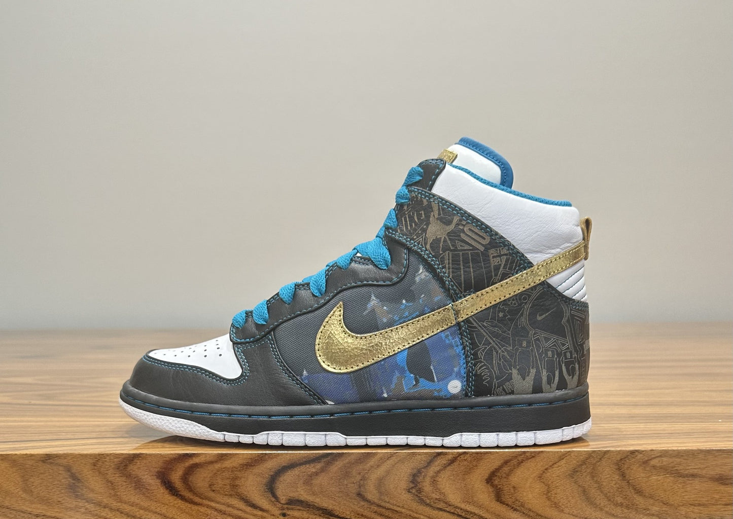 Nike - Dunk High Dubai