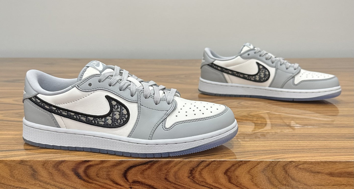 Jordan 1 Retro Low x Dior